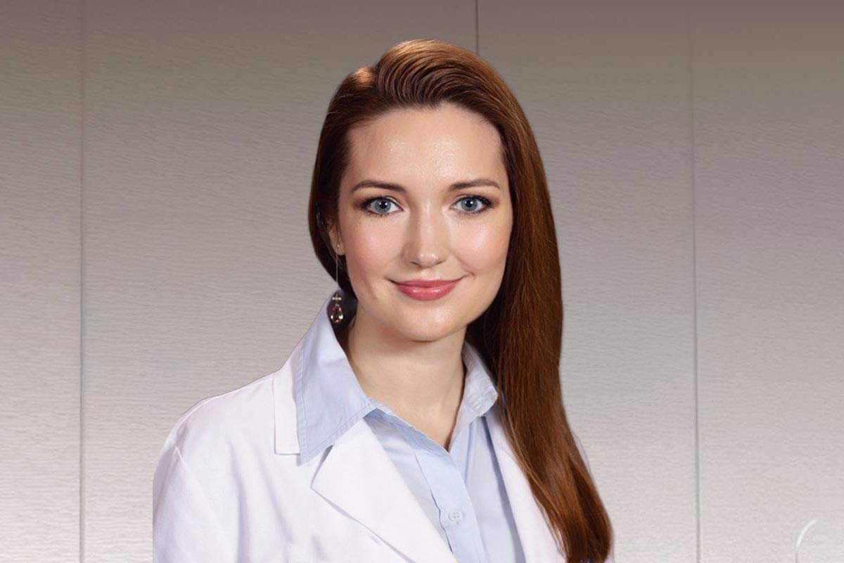Dr. Elena Chachik, DDS Periodontist in midtown nyc