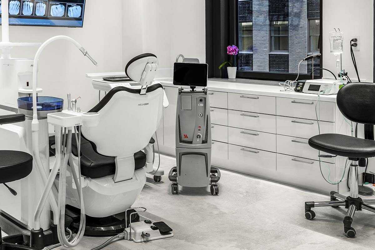 modern dental operatory prepared for LANAP laser gum treatment procedure at NYC Dentistry Center in Midtown Manhattan